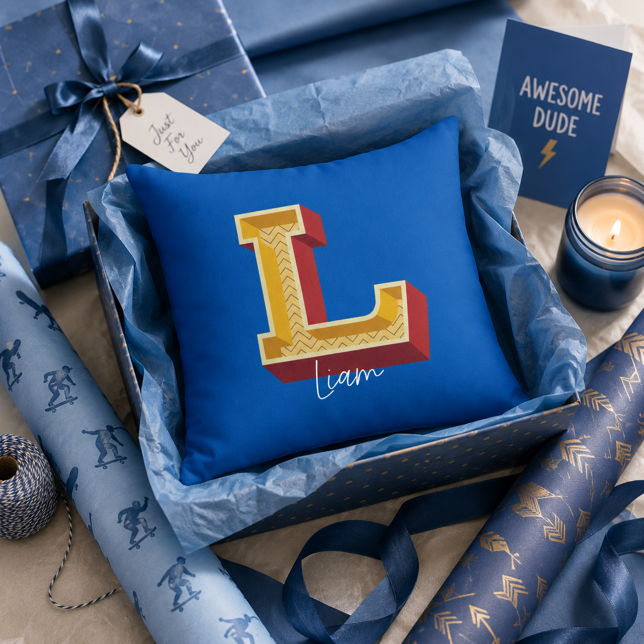 Close-up retro L initial with gold and crimson pattern detail